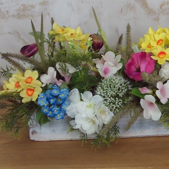 GRANDAD'S SPRINGTIME ALLOTMENT | TABLE RUNNER FLOWER ARRANGEMENT | NARCISSI ANEMONES FORGET ME NOTS