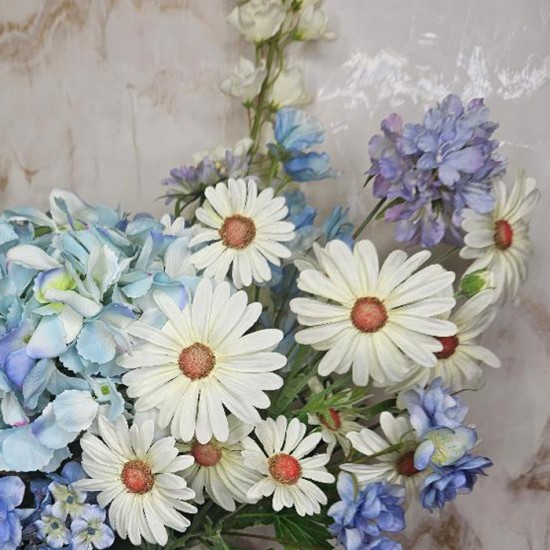 BRIDGERTON | BLUE GARDEN FLOWERS BOUQUET