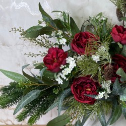 FELIZ NAVIDAD | WINTER FLORALS BOUQUET