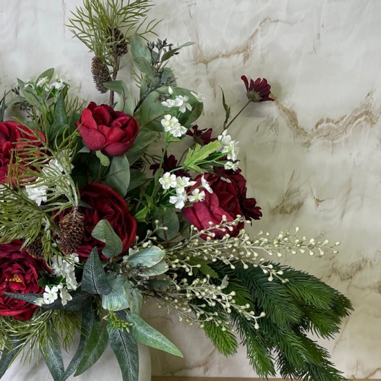 FELIZ NAVIDAD | WINTER FLORALS BOUQUET