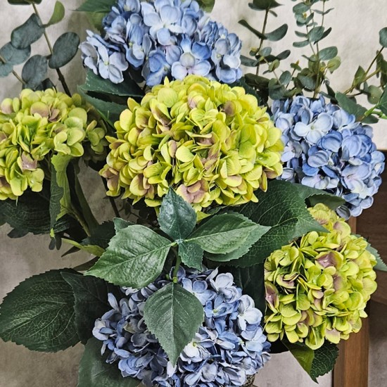 SKYFALL | HYDRANGEA EUCALYPTUS BOUQUET