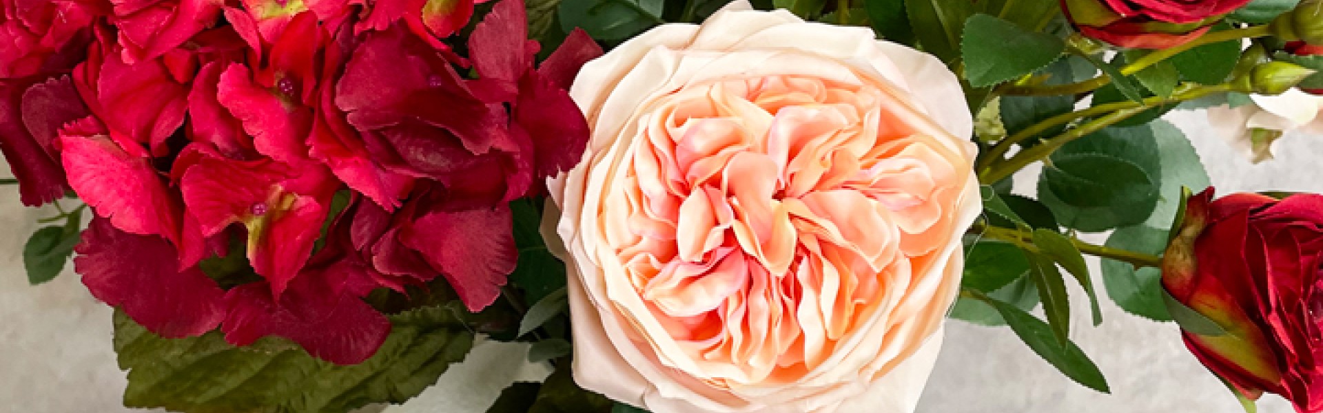 VALENTINE'S DAY FLOWERS AND GIFTS